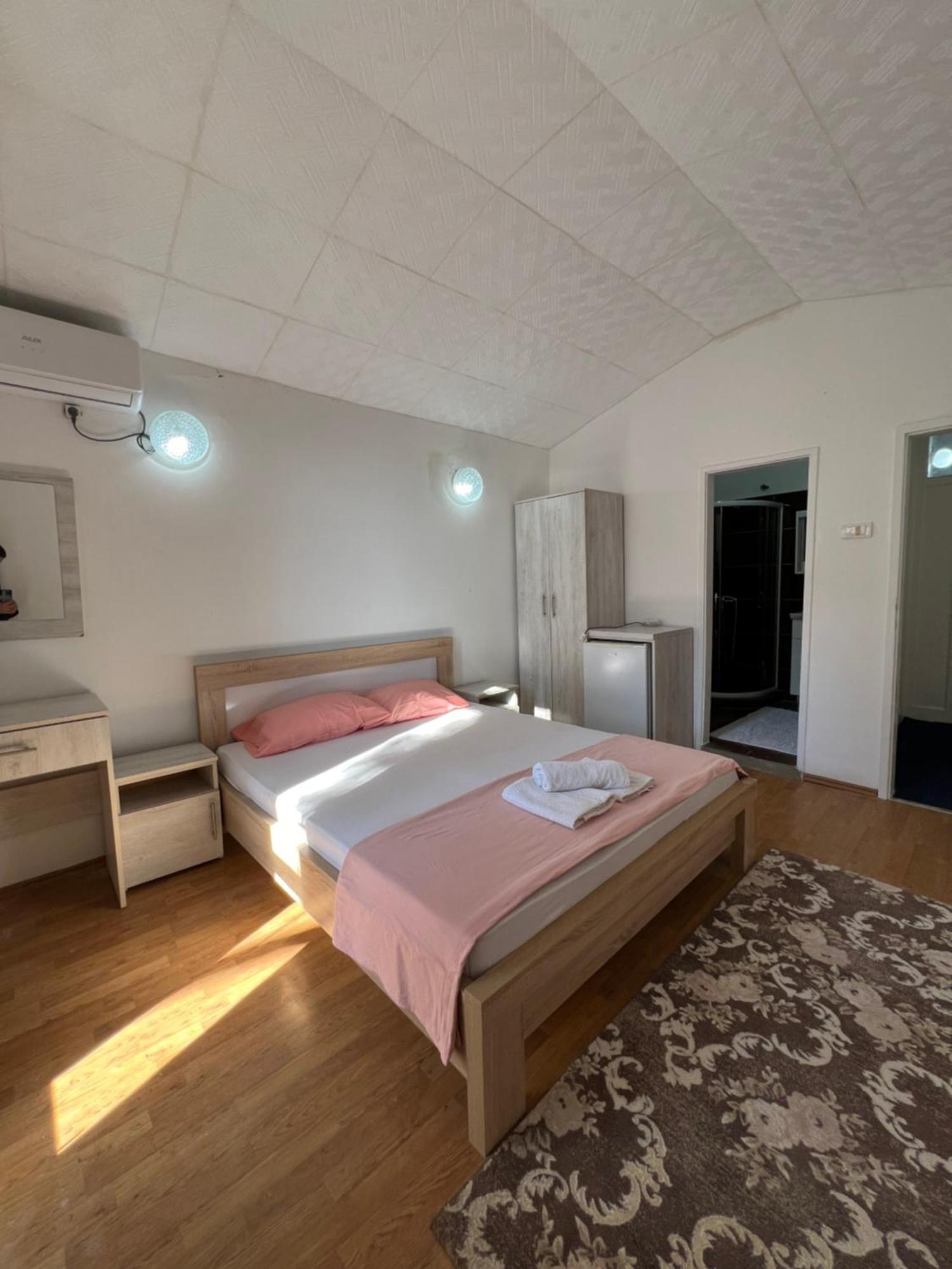Apartments Nautilus Ulcinj Extérieur photo